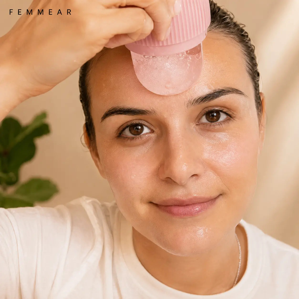IceGlow - Rolo Facial de Gelo Anti Inchaço