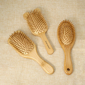 Escova Bamboo Femme – Massagem Capilar Natural & Estilo Sustentável