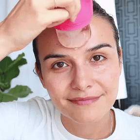 EM OFERTA IceGlow - Rolo Facial de Gelo Anti Inchaço